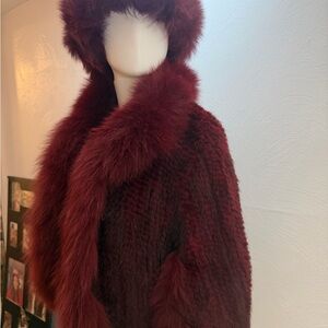 Elegant Burgundy Mink Fur ponchos and hat set
